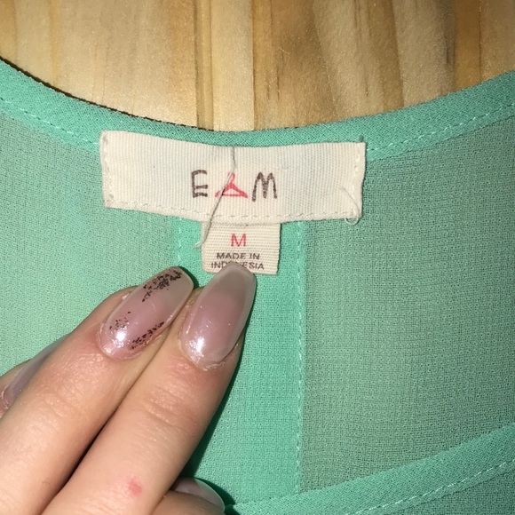 Mint green sheer flower blouse - Picture 2 of 3